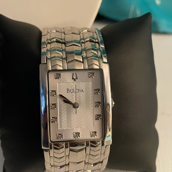 Watch - Picture 2 of 5